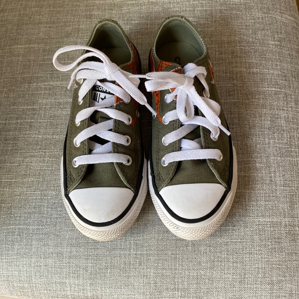Boys converse all star sneakers. Barely worn